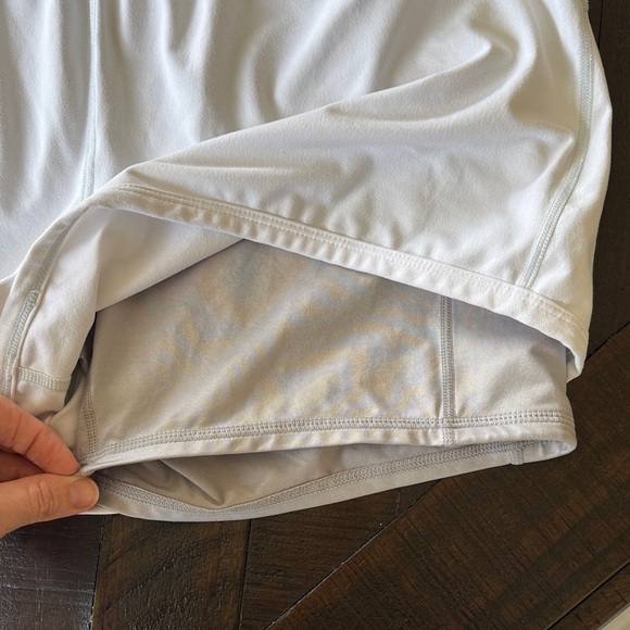 Fabletics Shorts - Picture 2 of 7